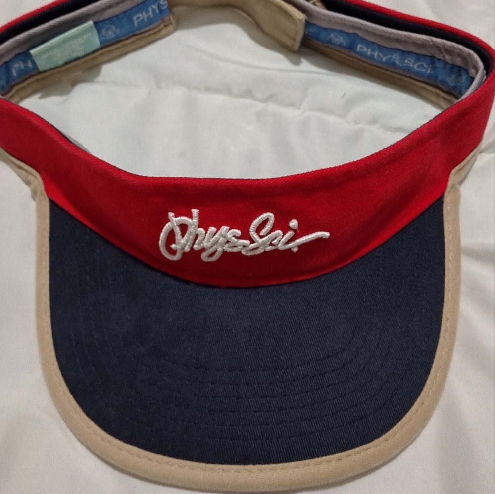 Hat - Picture 2 of 3